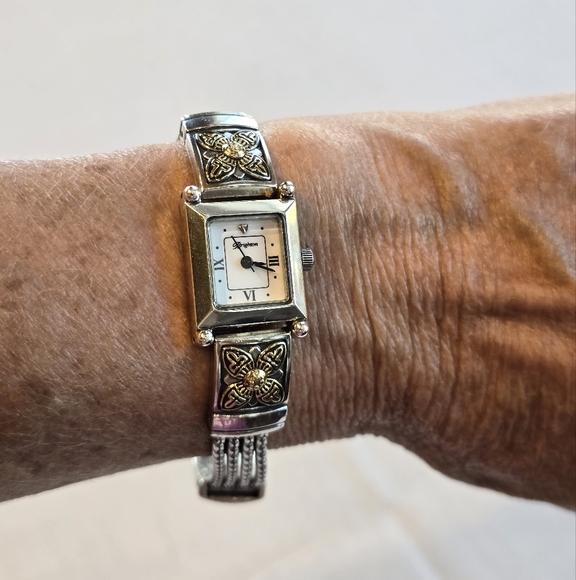 Brighton Monroe Silvertone Goldtone Quartz Analog Bracelet Watch - Picture 6 of 9